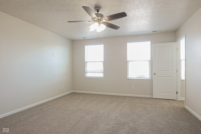 Building Photo - 13820 N Cardonia Dr