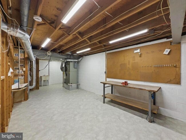 Building Photo - 10034 Chatelaine Cir