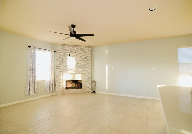 Building Photo - 4339 S Vineyard Mdw Ln