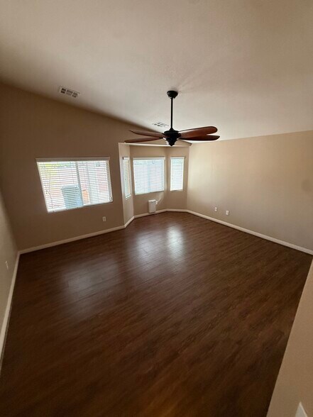Building Photo - 4420 Meadowlark Wing Way