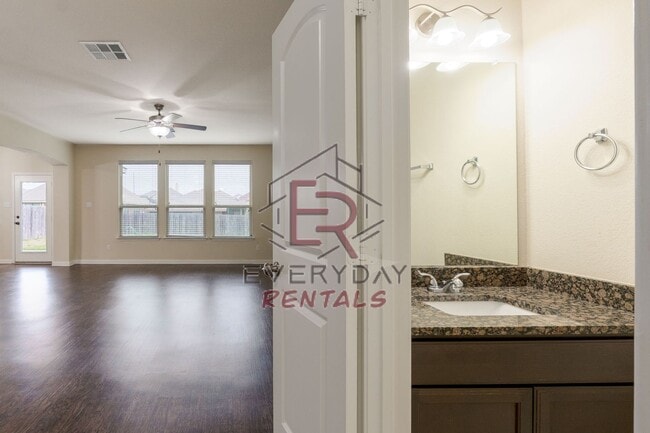 Building Photo - 3407 Greyfriar Dr