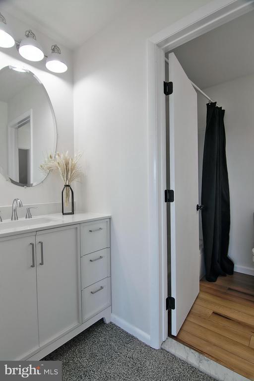 Building Photo - 2705 Walnut Ridge Dr