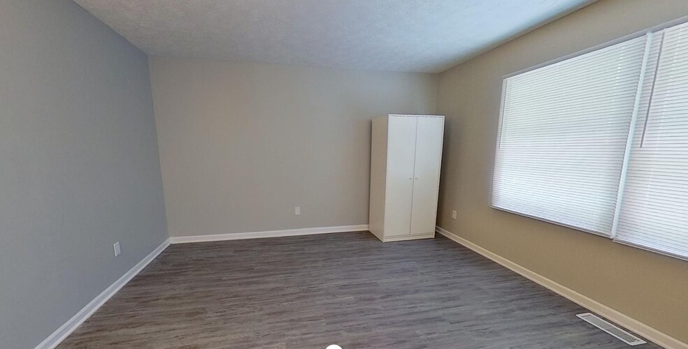 Building Photo - 3712 Oil Creek Dr