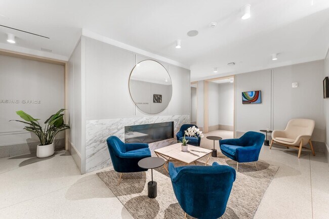 Building Photo - 175 2nd St