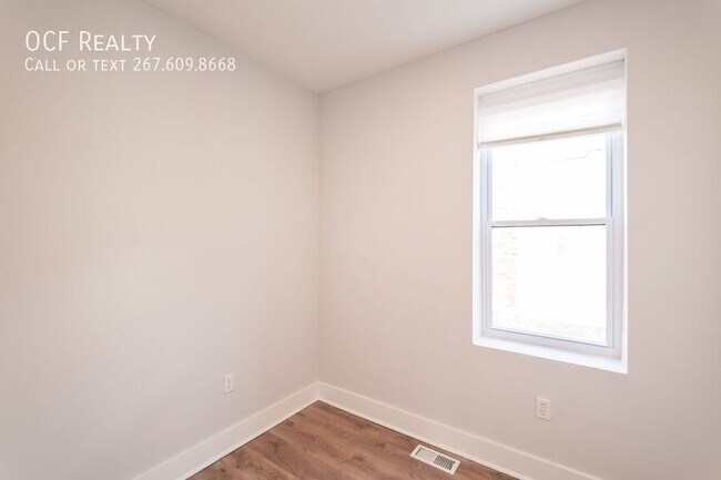 Building Photo - 5111 Willows Ave