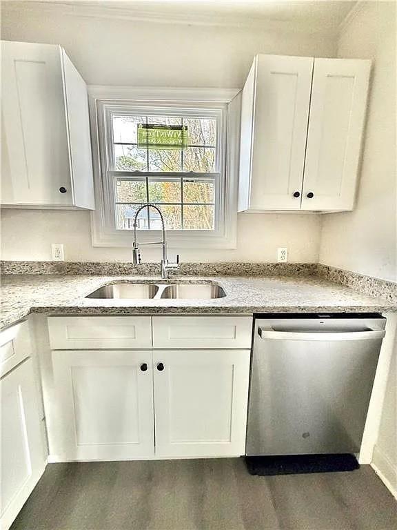 Building Photo - 2869 Ralston Rd