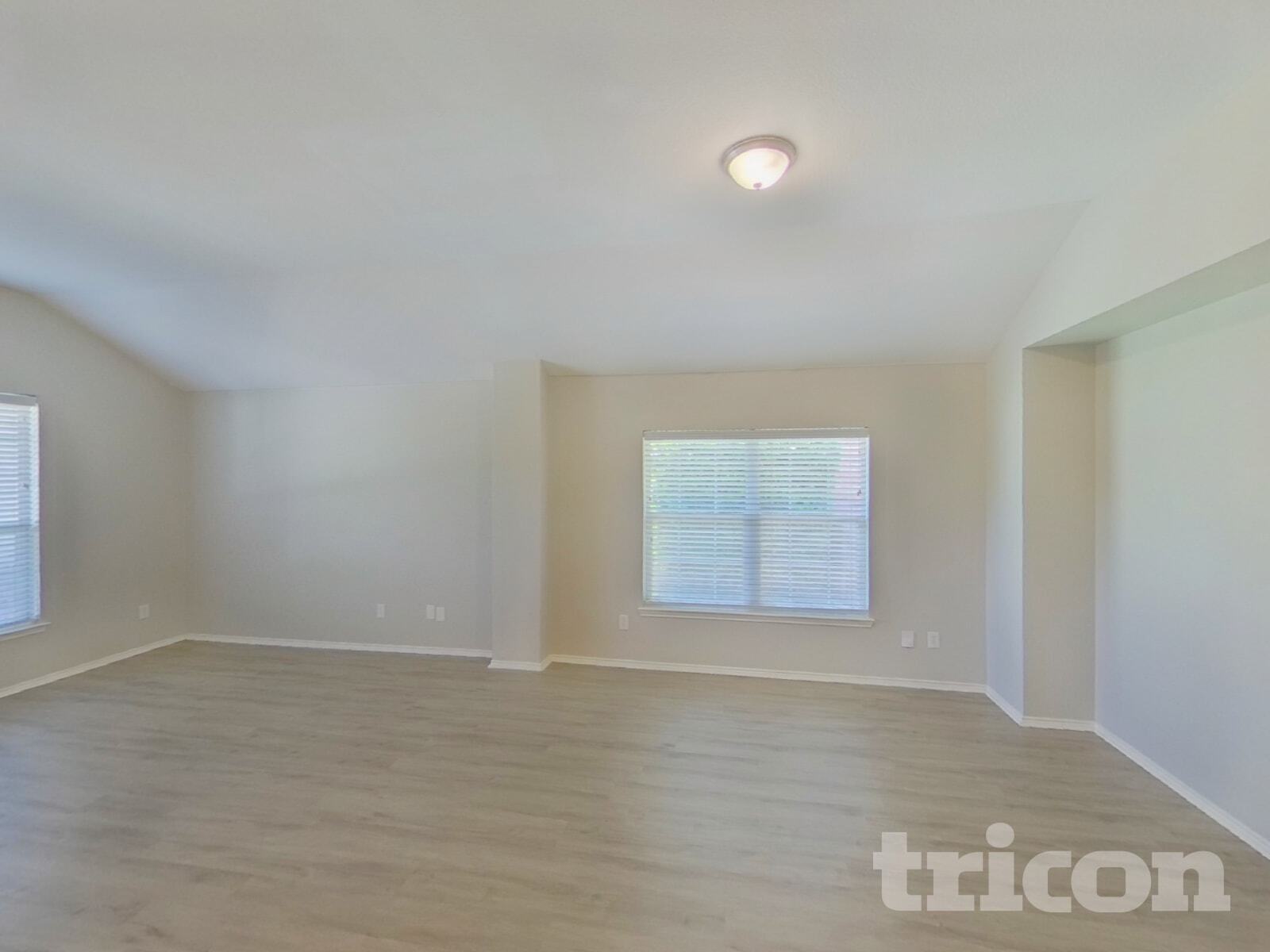 Building Photo - 369 Magnolia Dr