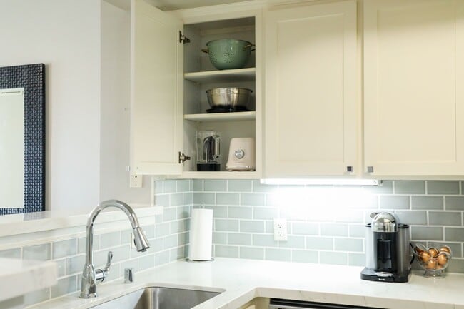 Building Photo - THE UPTOWN | Modern | Furnished | Bankers Hill Condo | Across from Balboa Park