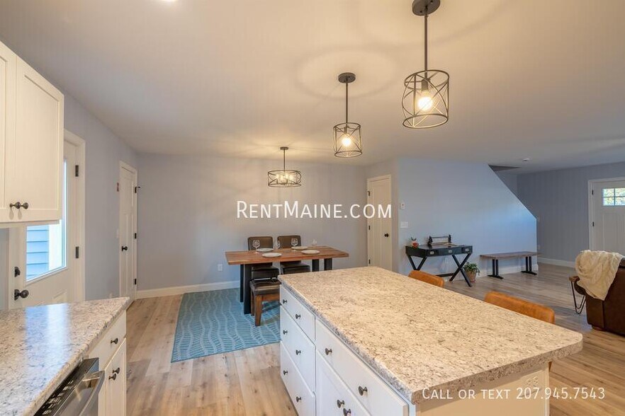 Building Photo - 21 Wildwood Dr