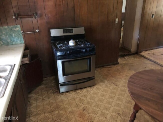 Building Photo - 2 br, 1 bath House - 214 Keeth Rd