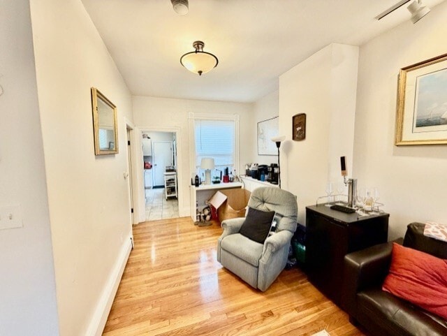 Building Photo - 83 High St