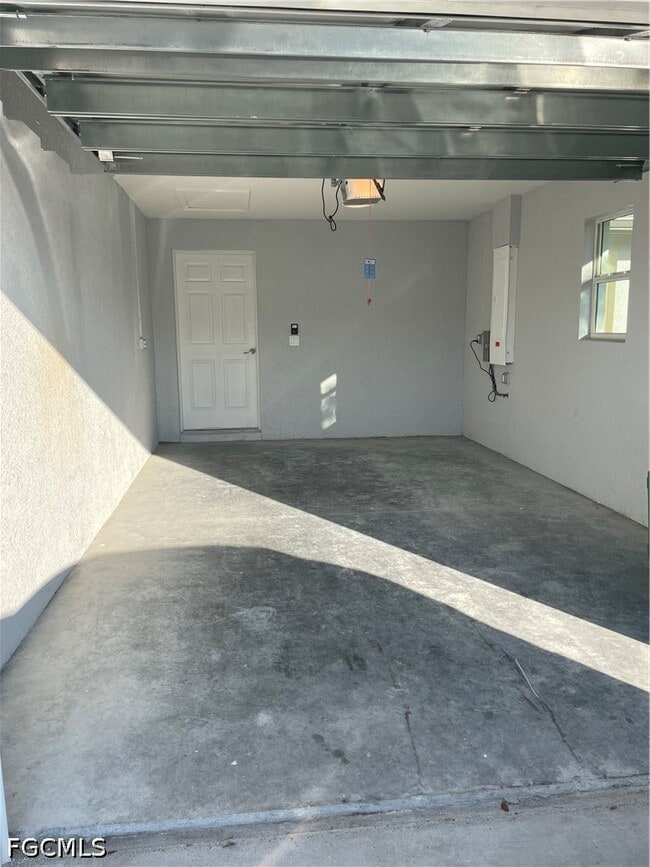 Building Photo - 174 Broward Ave