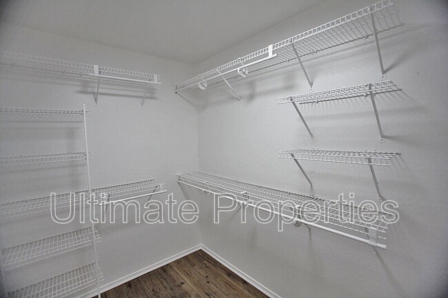 Building Photo - 15313 N 104th Way