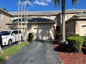 Building Photo - 2163 Madeira Dr