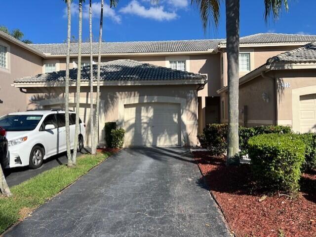 Building Photo - 2163 Madeira Dr