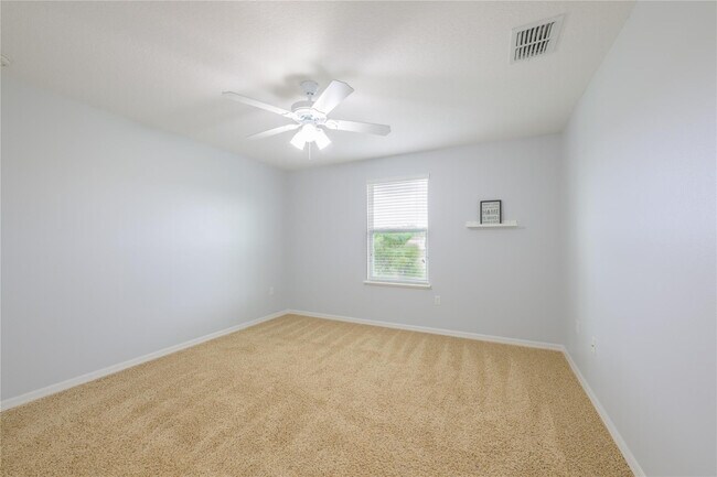 Building Photo - 6147 NW Butterfly Orchid Pl