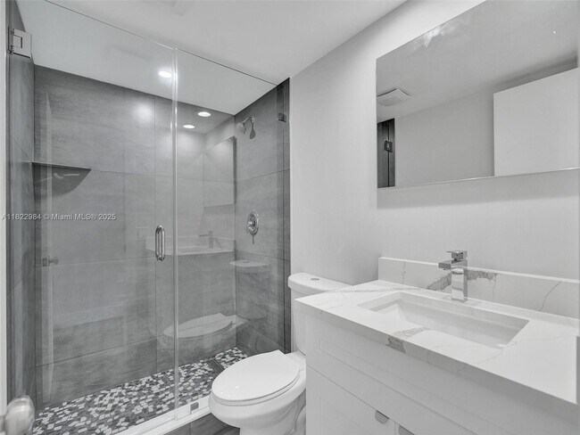 Building Photo - 3700 Oaks Clubhouse Dr