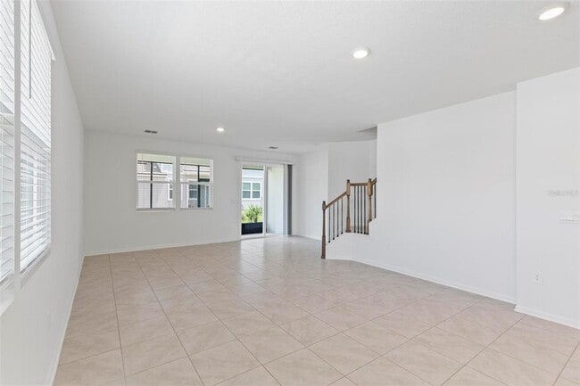 Building Photo - 516 Redbud Rd