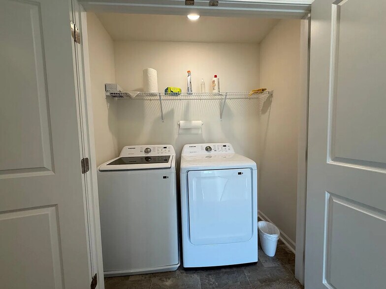 Laundry room upstairs - 1106 Saylors Pl