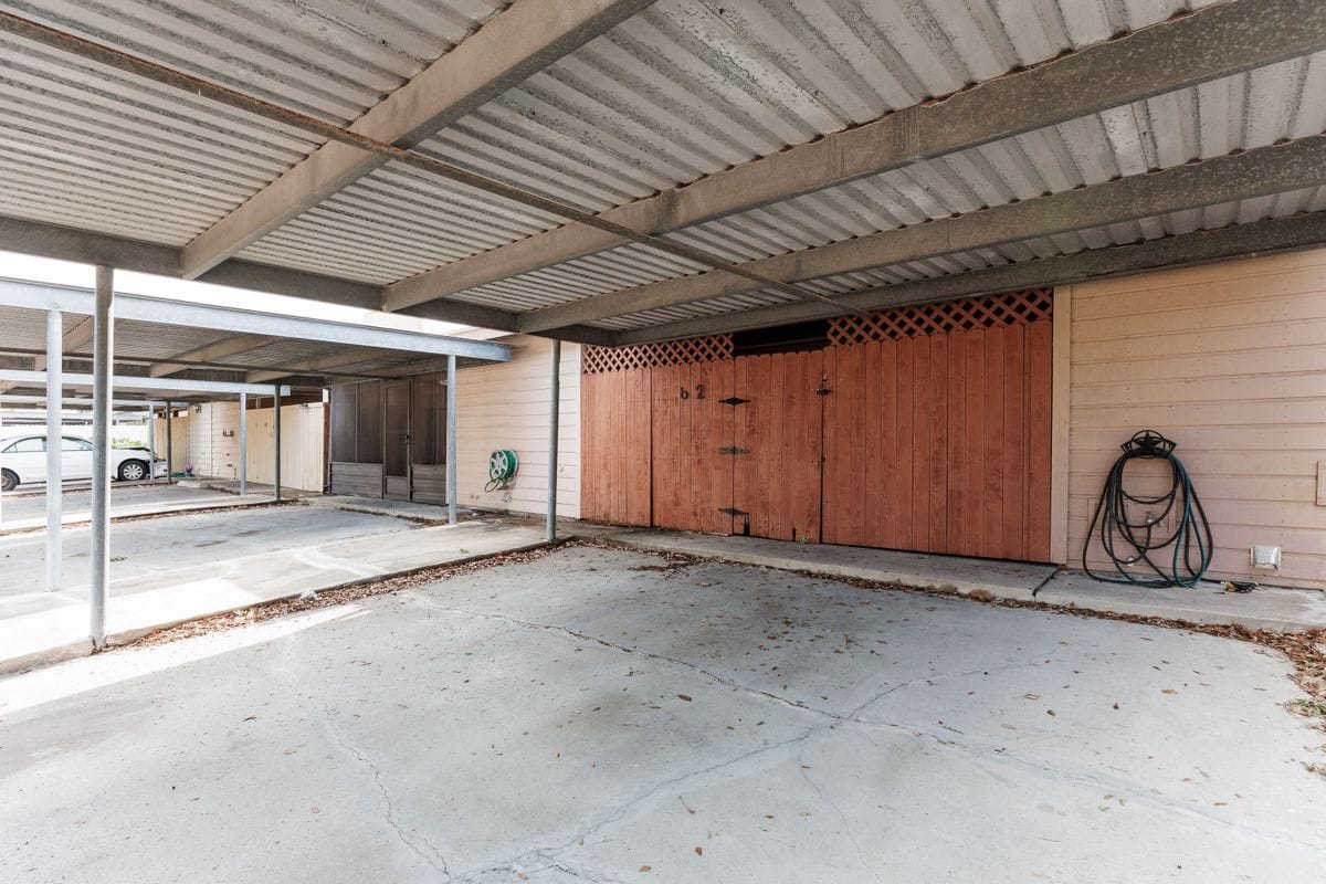 Building Photo - 13656 Teague Ln
