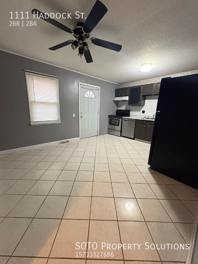 Building Photo - 1111 Haddock St