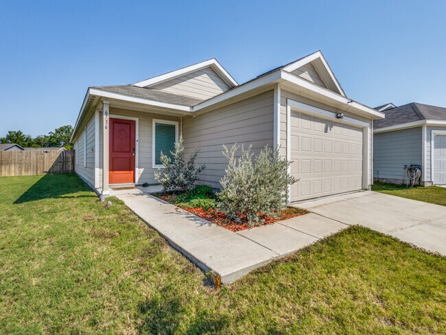 Building Photo - 6736 Bramblewood Dr