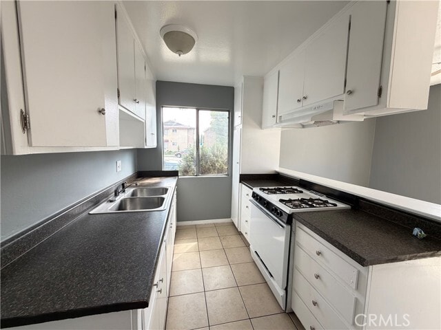 Building Photo - 1611 Picadilly Way