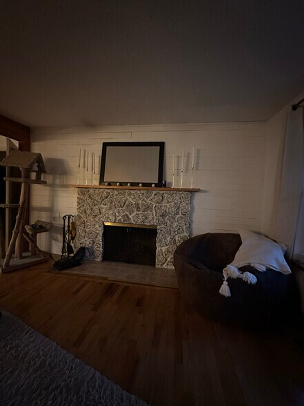 Building Photo - 2623 80th St E