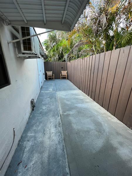 Building Photo - 6200 SW 39th St