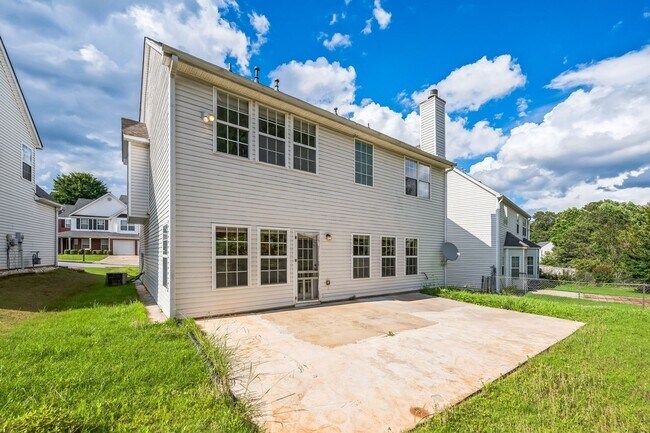 Building Photo - Spacious 4BR House in Lawrenceville