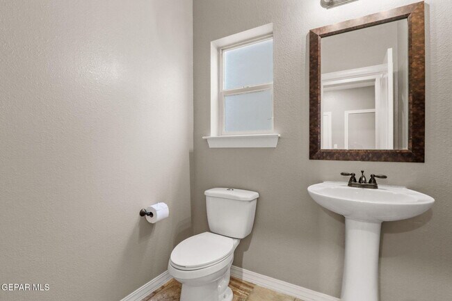 Building Photo - 4521 Marisabel Azcarate St