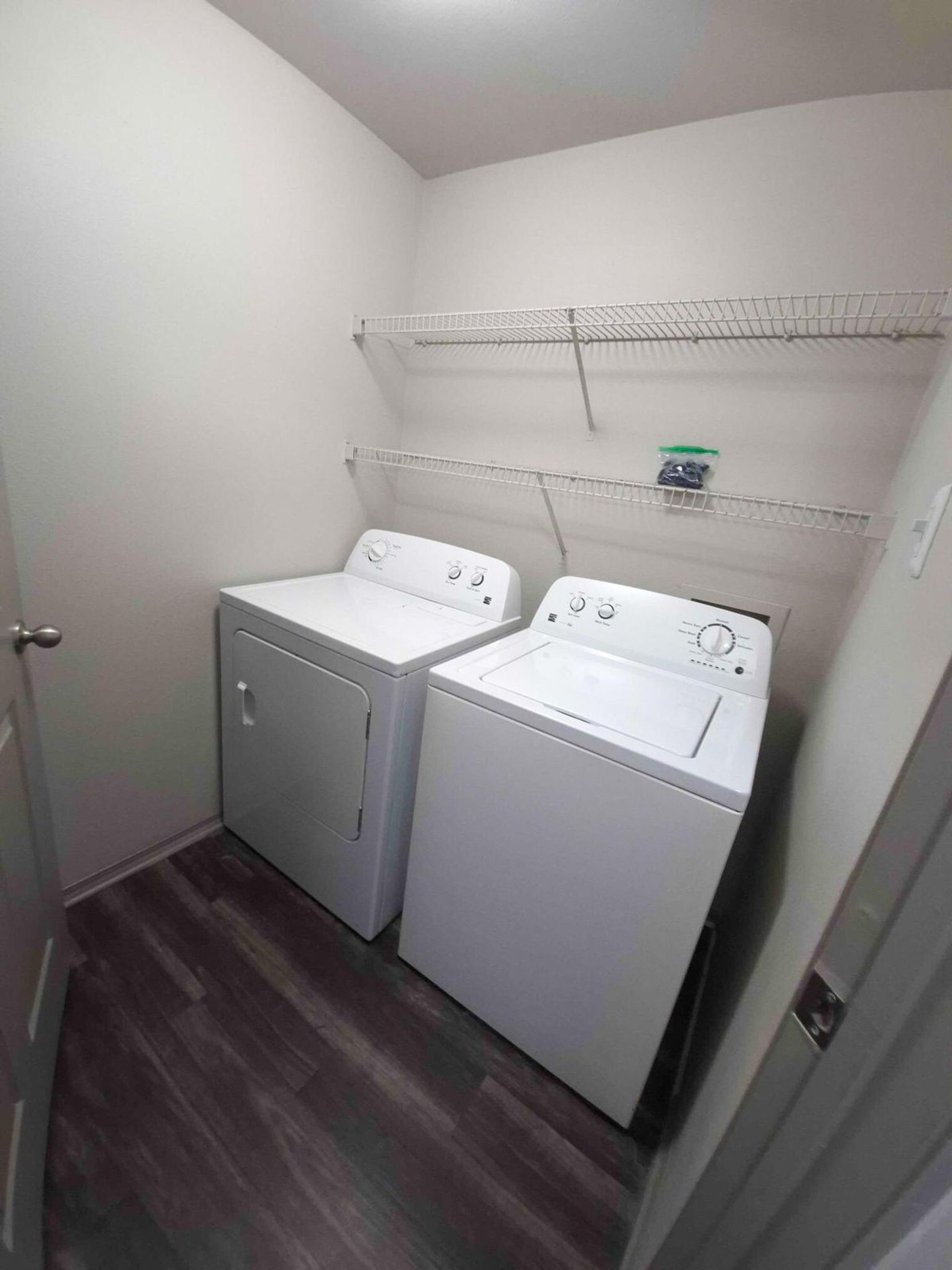 Building Photo - 12100 Metric Blvd