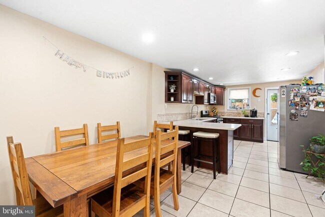 Building Photo - 3056 Aramingo Ave
