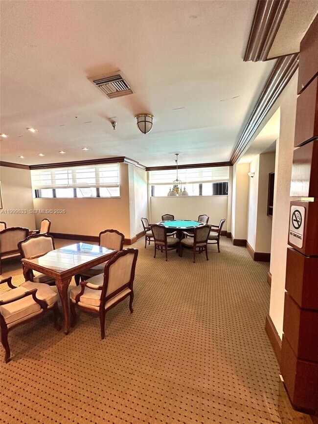 Building Photo - 5757 Collins Ave