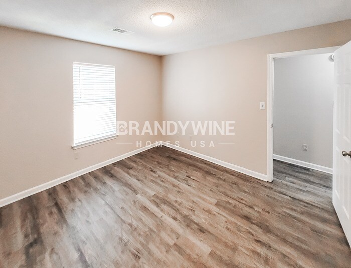 Building Photo - 9628 Daly Dr