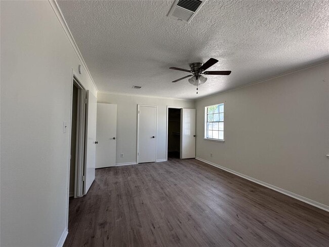 Building Photo - 7703 Braesridge Ct