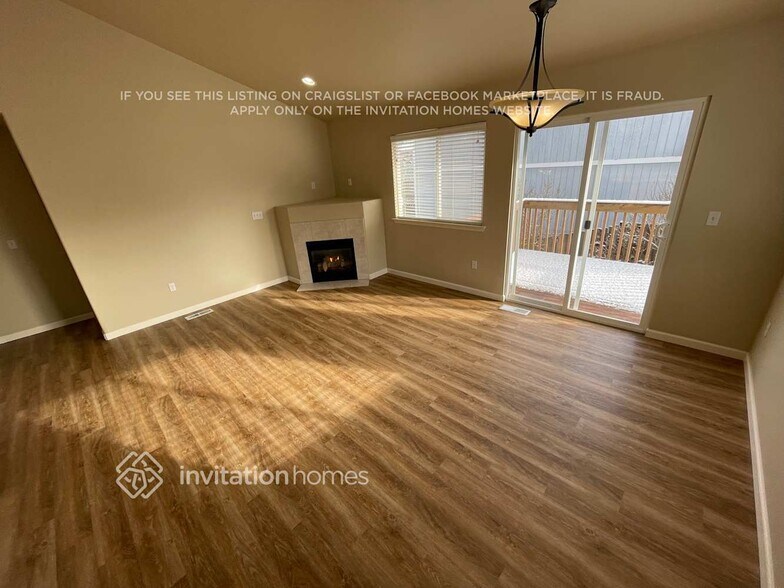 Building Photo - 1811 111th Dr SE