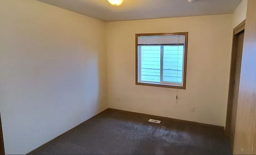 Building Photo - 16916 NE 33rd St