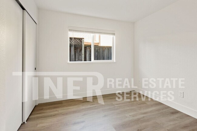 Building Photo - 6612 Posten Way