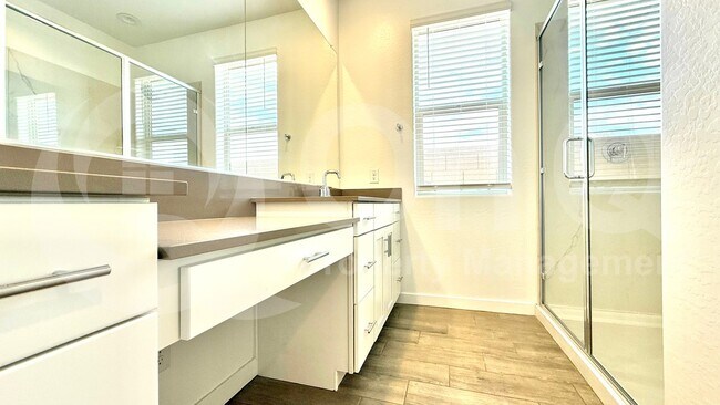 Building Photo - 2064 W Sienna Bouquet Pl