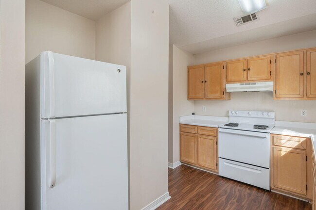 Building Photo - 423 Northview Ln