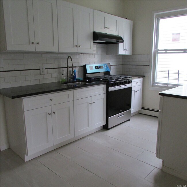 Building Photo - 93-15 202nd St