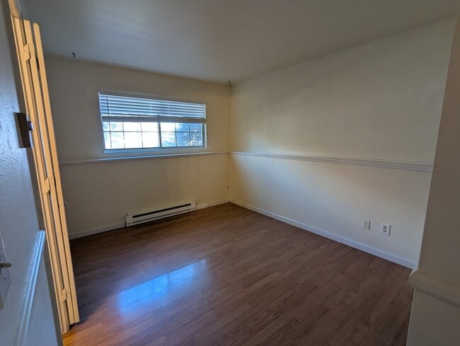 Building Photo - 3531 Windmill Dr