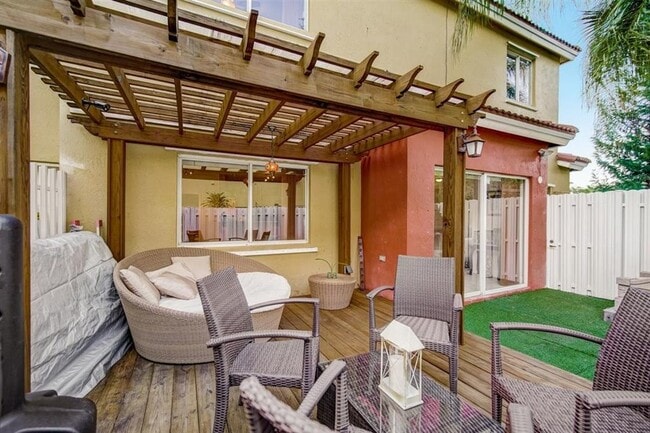 Building Photo - 10280 SW 18th St