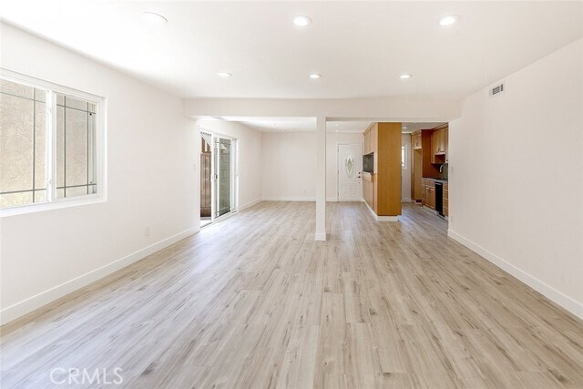 Building Photo - 714 E Orange Grove Ave