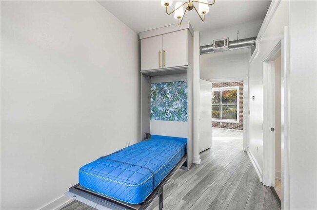 Building Photo - 791 Wylie St SE