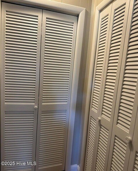 Building Photo - 7 Foxfire Blvd