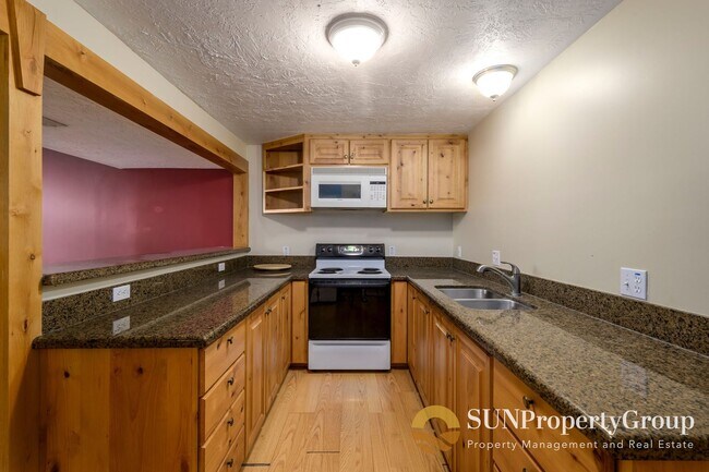 Building Photo - Large Basement Apartment in Great South Jordan Location!