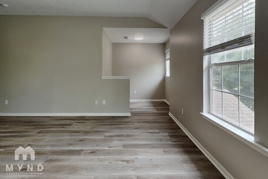Building Photo - 11519 Sandstone Canyon Dr