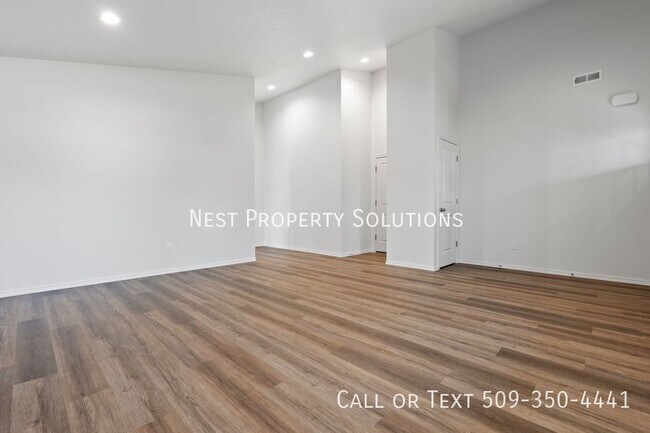 Building Photo - 434 N Washington St
